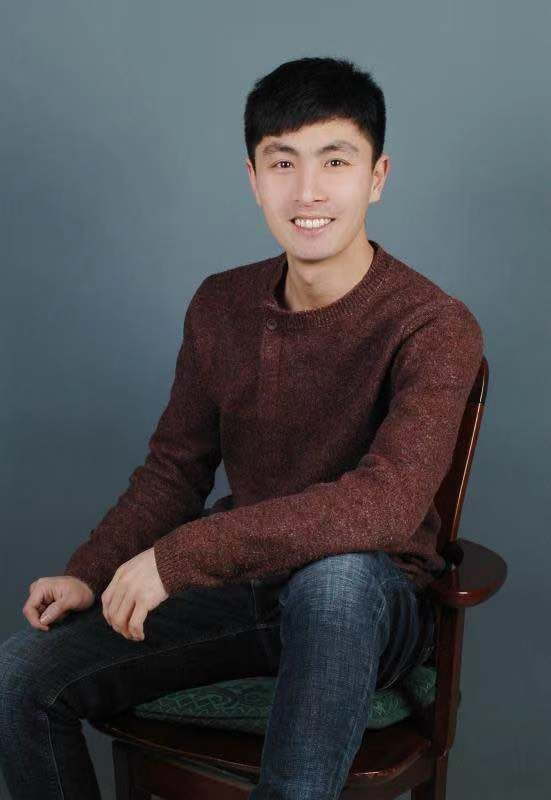 王泽的第二张照片--辽宁认干亲服务网