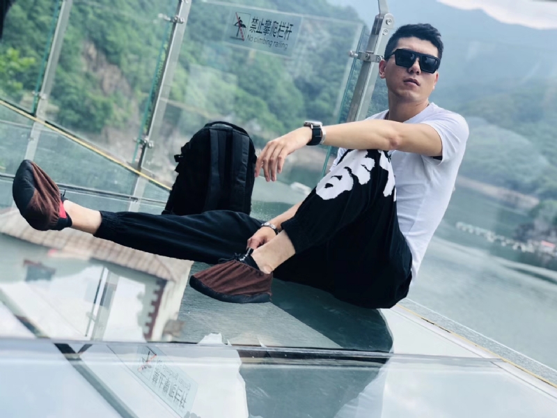 庄周梦蝶的第一张照片--辽宁认干亲服务网