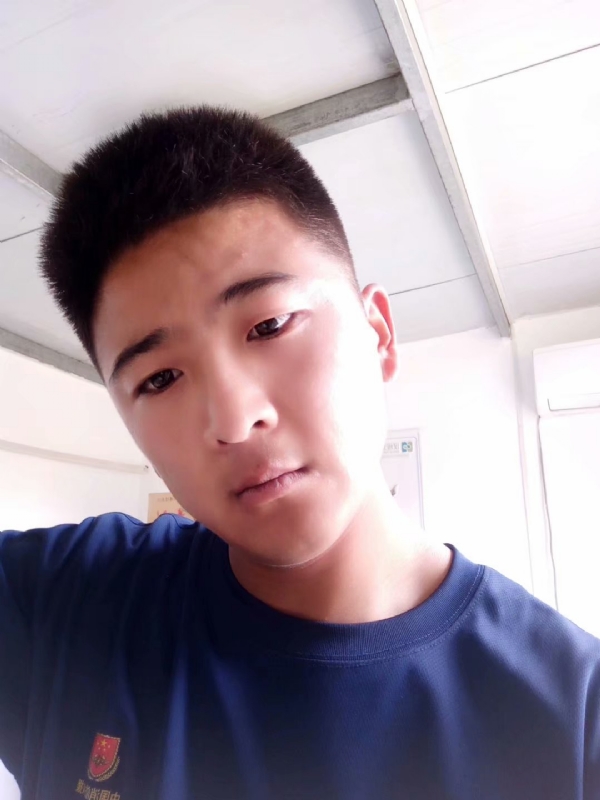 脸红相遇的第一张照片--辽宁认干亲服务网