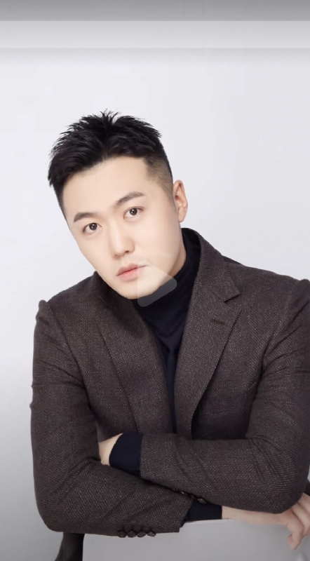 杨天枭的第二张照片--辽宁认干亲服务网