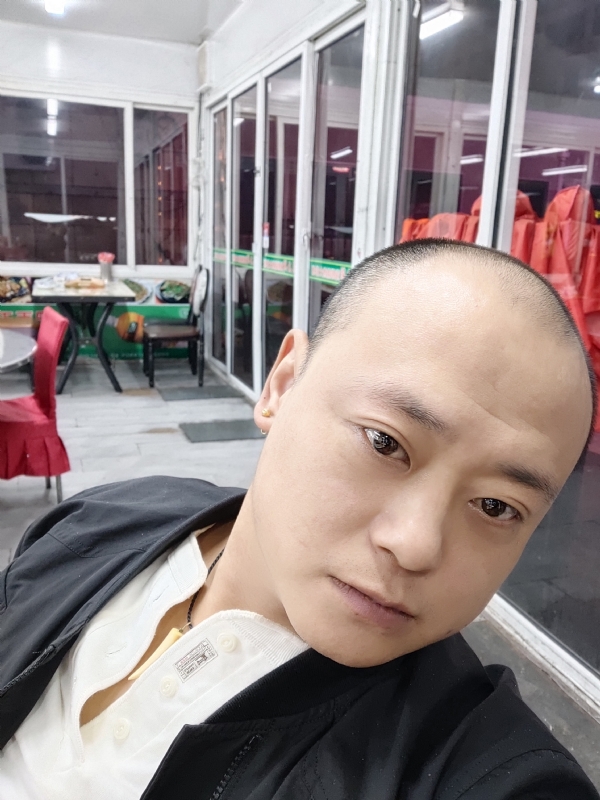 大连相亲的第一张照片--辽宁认干亲服务网