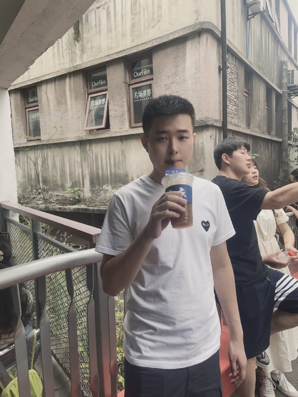 尚龙的第二张照片--辽宁认干亲服务网