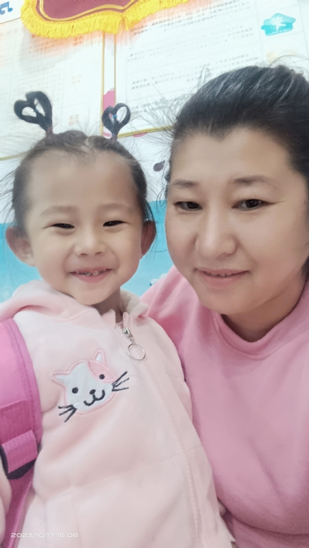 离异带俩娃的第一张照片--辽宁认干亲服务网